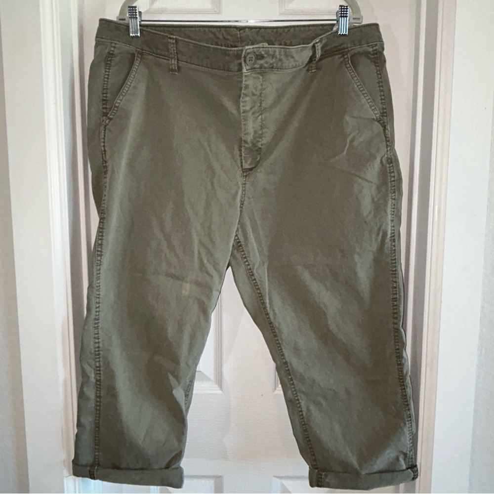 Old‎ Navy Utility Chino Size 18